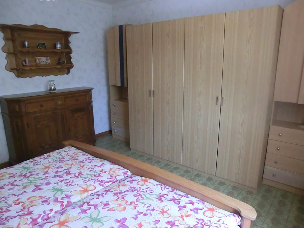 Omas Kleines Hexenhaeusle Nüdlingen