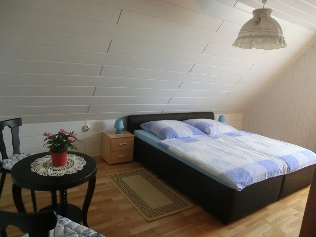 Omas Kleines Hexenhaeusle Séjour chez l'habitant *
