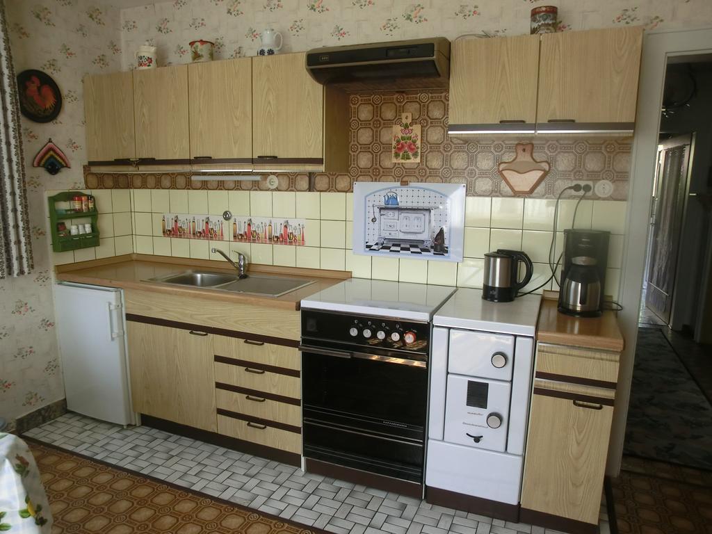 Omas Kleines Hexenhaeusle * Nüdlingen
